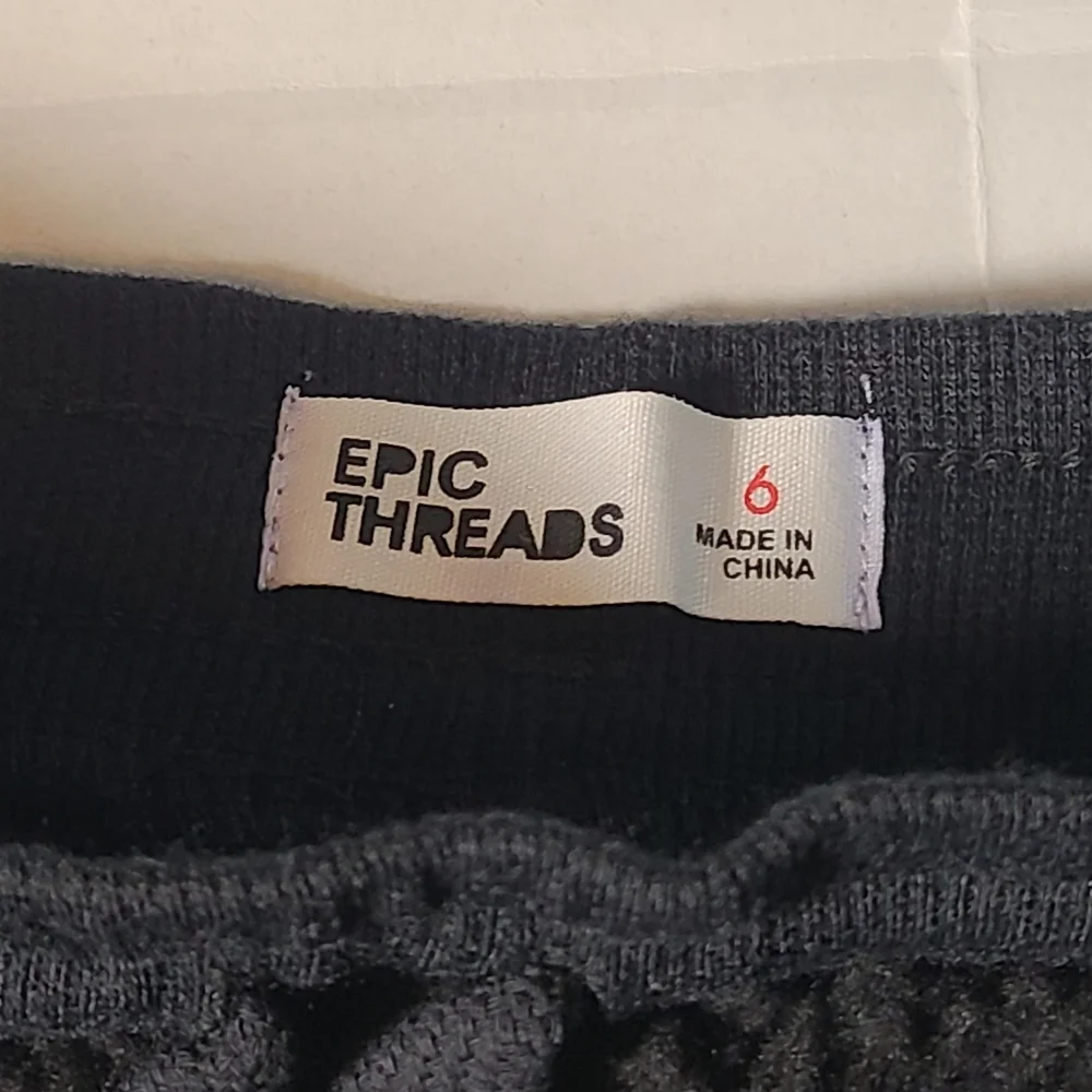 Epic Threads Cozy Black Kids Bottoms Size 6 NWT Pockets Fleece